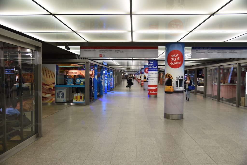 U-Haltestelle Heinrich Heine Allee © Lokalbüro