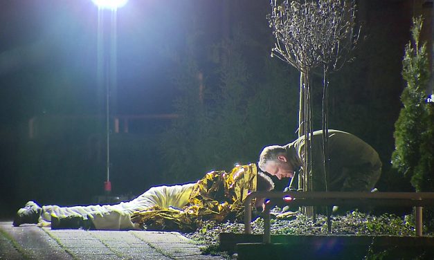 Fund im Vorgarten: Mann liegt über 2 Stunden auf&nbsp;Bombe