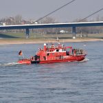 Brand auf Rheinschiff: Feuerwehr löscht Entstehungsbrand – Keine Verletzten