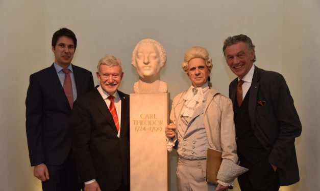 Kurfürst im Lichtschein