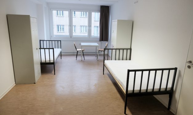 Schutz vor Kälte: Zusätzliche Notschlafplätze in der Eisenstraße für wohnungslose Menschen