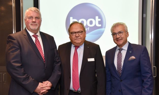 Salz auf der Haut und das tiefe Blau unter sich – die boot 2020 macht Wassersport-Träume wahr