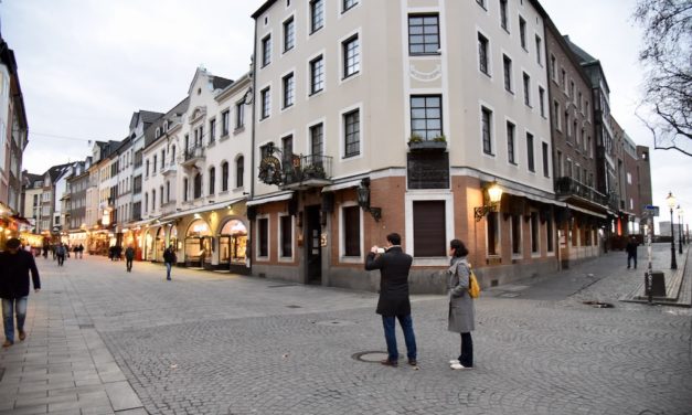 Bis auf kleine Windboen noch alles ruhig in Düsseldorf