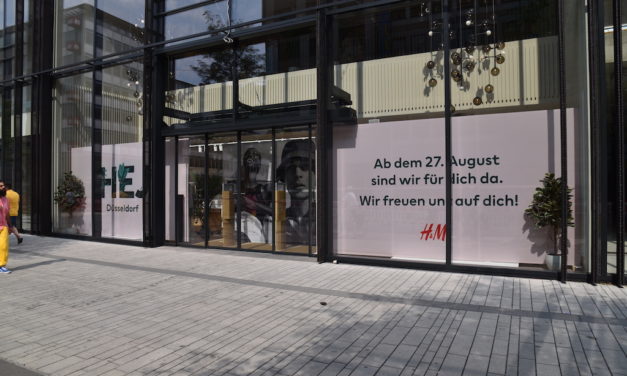 Erste Geschäfte im KÖ — Bogen zwei eröffnen.