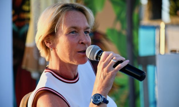 Martina Voss-Tecklenburg, Trainerin der Frauen-Fußballnationalmannschaft bei den Jonges