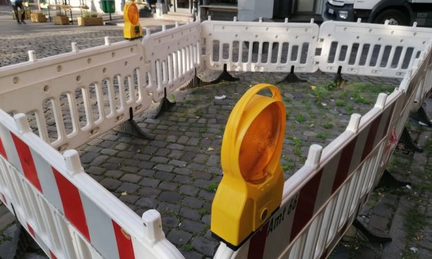 Seit über 3 Monaten Baustelle am Carlsplatz