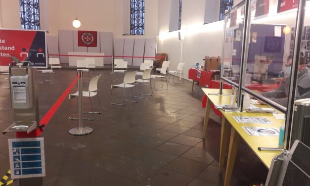 Neuer Aufwärmraum für Obdachlose in der Berger Kirche