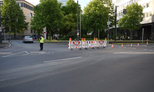 Zufahrt Mannesmannufer  vor dem Feiertag und am Wochenende erneut gesperrt