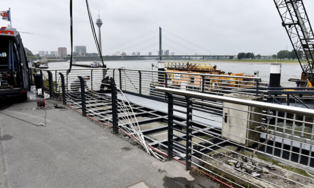 Arbeiten an der Plattform für das KD Häuschen gehen weiter