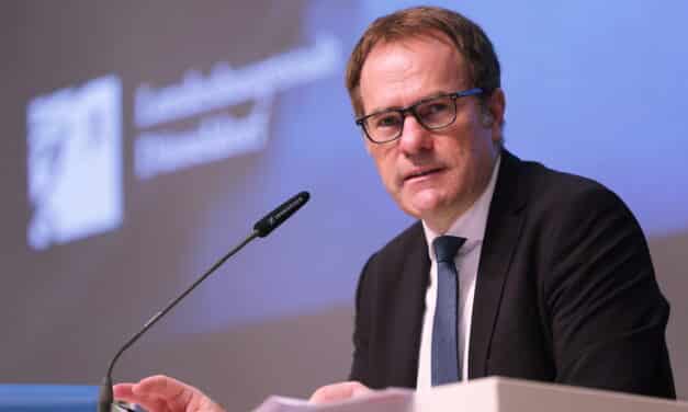 Rat verabschiedet durch Entnahme aus der Ausgleichsrücklage fiktiv ausgeglichenen Haushalt für das Jahr&nbsp;2022