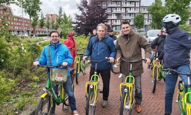 Politik, Verbände und Stadtverwaltung gemeinsam in Den&nbsp;Haag