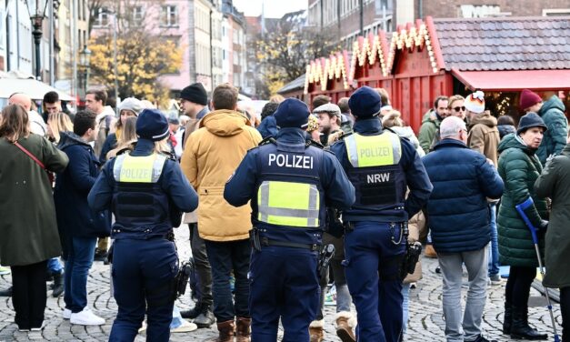 Sichere und Atraktive Innenstadt zur Weihnachtszeit: Düsseldorfer Polizei verstärkt Präsenz auf Weihnachtsmärkten und in der City