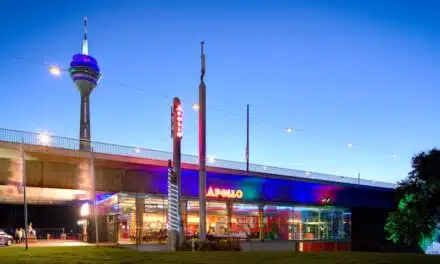 Willkommen im Crazy Candyland: Roncalli’s Apollo Varieté lockt mit neuer Show ins zuckersüße Wunderland