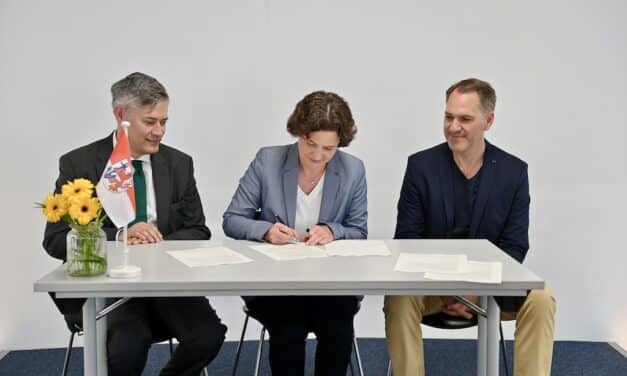 Zwei neue Bildungspartnerschaften für die Mahn- und Gedenkstätte