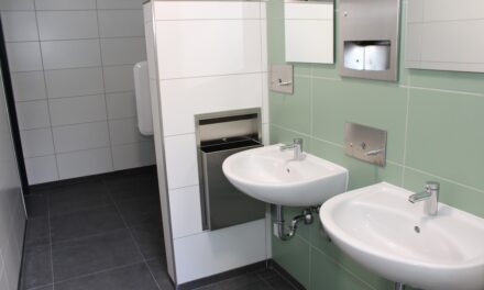 City Toilet: Barrierefrei, nachhaltig und modern — Städtische Toilettenanlagen erstrahlen in neuem Glanz