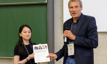 Dr. Eliza Loo erhält Eduard-Strasburger-Preis der Deutschen Botanischen Gesellschaft