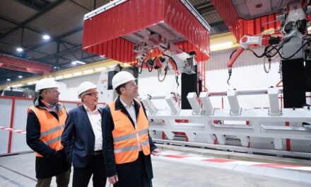 Zukunftsfähige Industrie in Düsseldorf: OB Dr. Keller besucht Konecranes GmbH