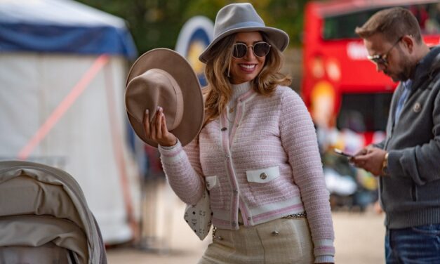 Reality-TV-Star Eva Benetatou zu Gast beim Großen Preis der Landeshauptstadt Düsseldorf