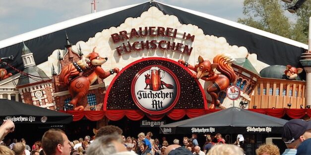 Kommt das Füchschenzelt zurück zur größten Kirmes am Rhein?