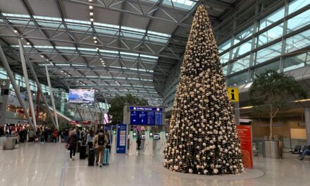 Flughafen Düsseldorf bereit für die Weihnachtsreisewelle: 800.000 Passagiere in den Ferien erwartet