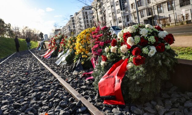 Düsseldorf gedenkt Opfern des Holocaust und der NS-Diktatur