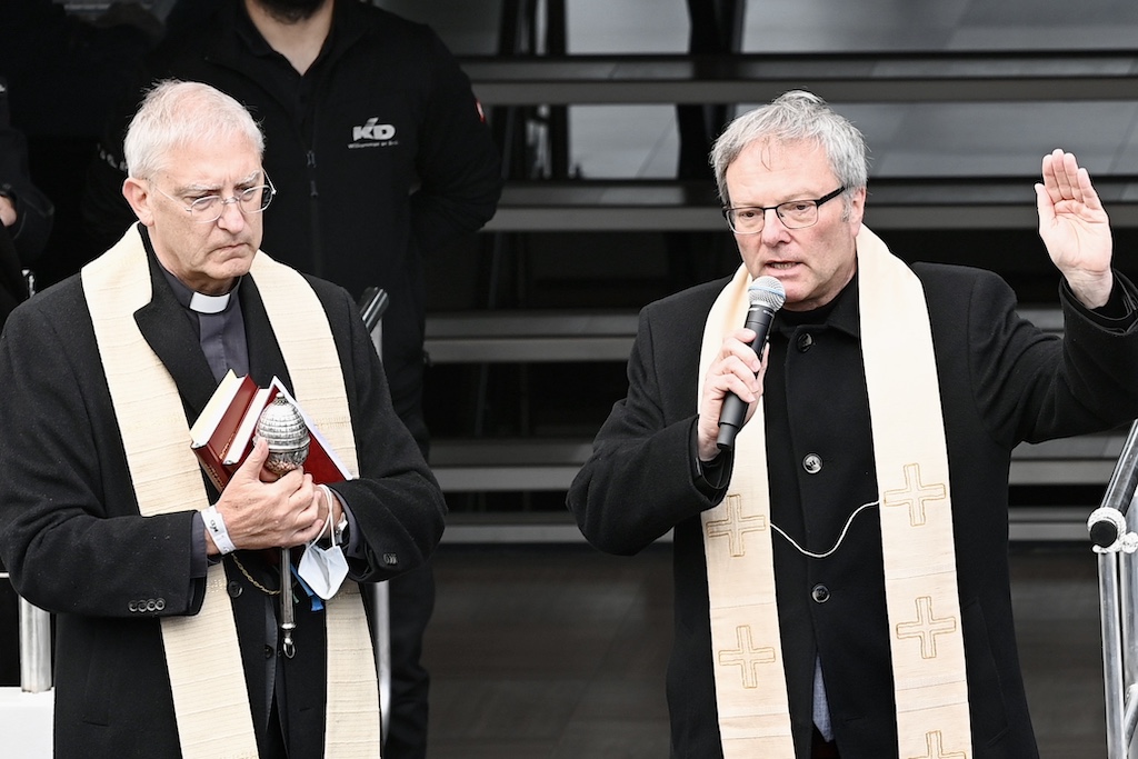 Archivbild: Frank Heidkamp, Stadtdechant der katholischen Kirche in Düsseldorf, Heinrich Fucks, Superintendent der evangelischen Kirche in Düsseldorf © Lokalbür