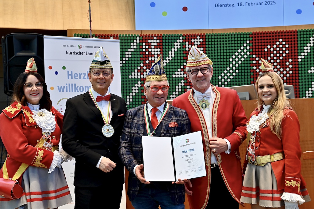 Präsident des Landtags, André Kuper, Jürgen Hilger und CC Präsident Lothar Lothar Hörning © Lokalbüro