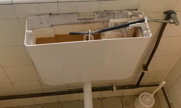 “Sanierung der Jungentoiletten an der Kaiserswerther Grundschule”