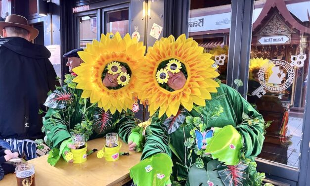 Was erwartet uns in den nächsten Tagen? – Karnevalshöhepunkte in Düsseldorf unter dem Motto „Hütt on wie et&nbsp;wor“