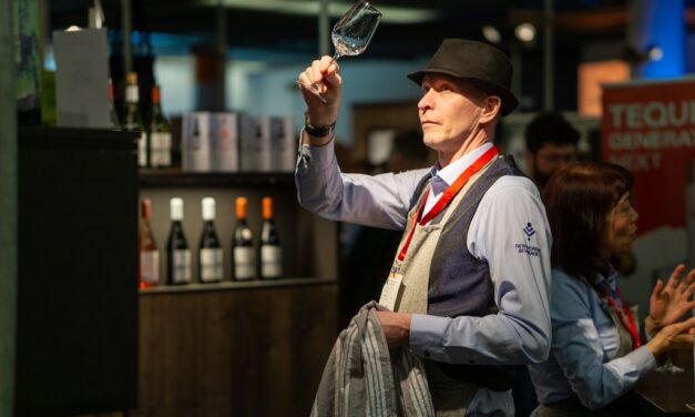 Weinmarkt im Wandel: Weiß- und Roséweine boomen, Rotwein verliert – Alkoholfreie Alternativen im Aufschwung