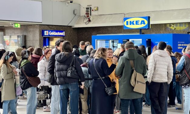 Noch heute steht der Ikea-Schlafomat am Düsseldorfer Hauptbahnhof