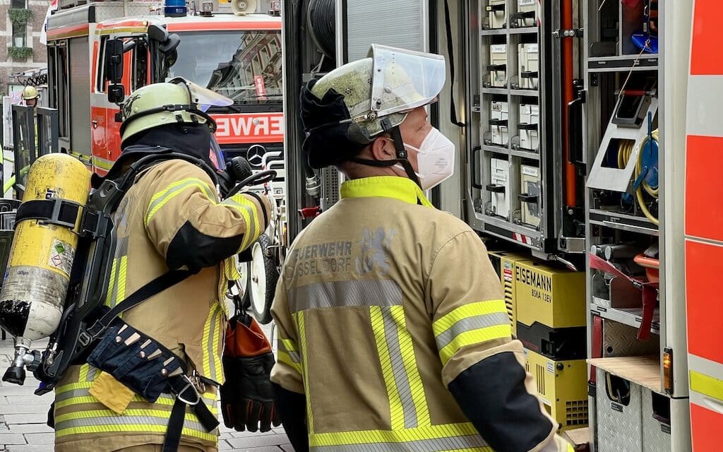 Vier Brände in einer Nacht – Zwei Wohnungen vorerst unbewohnbar