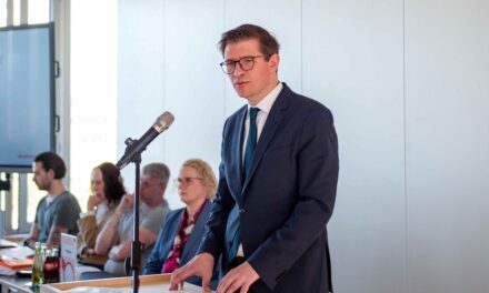 Fabian Zachel will Düsseldorfs neuer Oberbürgermeister werden