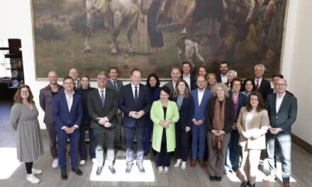 Oberbürgermeister Dr. Stephan Keller empfängt hochrangige Delegation aus Utrecht im Düsseldorfer Rathaus