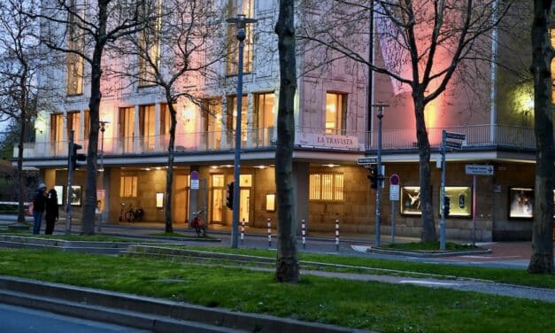 Wettbewerb zum Neubau des Düsseldorfer Opernhauses der Zukunft: Acht Entwürfe weiter im Rennen