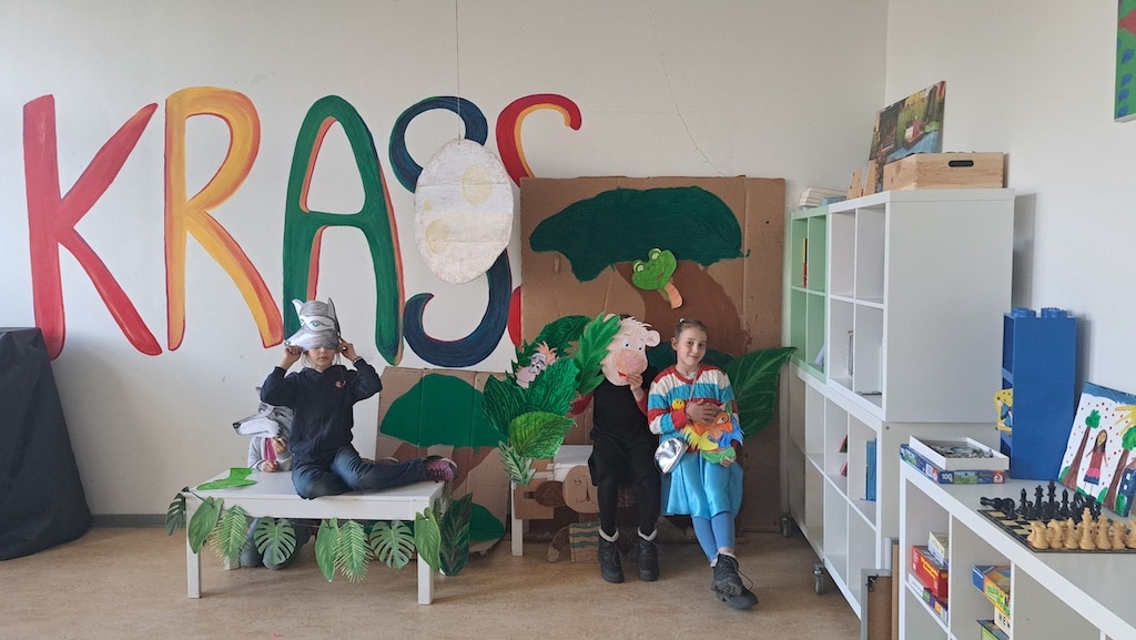 KRASS ermöglicht seit 2009 spendenbasiert Kindern und Jugendlichen Zugang zu Bildung durch künstlerische Angebote. © KRASS e. V. 