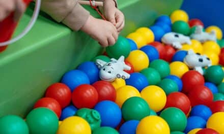 Sommerlicher Aktionstag am Flughafen Düsseldorf: Spaß für die ganze Familie bei freiem Eintritt