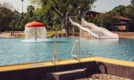 Das Freibad Benrath ergänzt das Freibadangebot in Düsseldorf