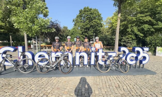 Düsseldorfer Radsportler beim Radmarathon in der Partnerstadt Chemnitz