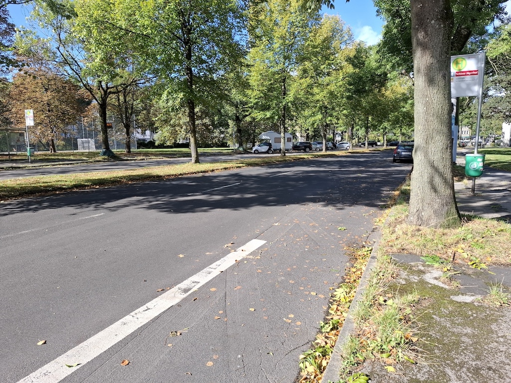 Die Landeshauptstadt markiert auf der Duisburger Straße und Vagedesstraße 1,3 Kilometer neue Radfahrstreifen. Die Arbeiten beginnen am Montag, 30. Juni. © Landeshauptstadt Düsseldorf, Amt für Verkehrsmanagement
