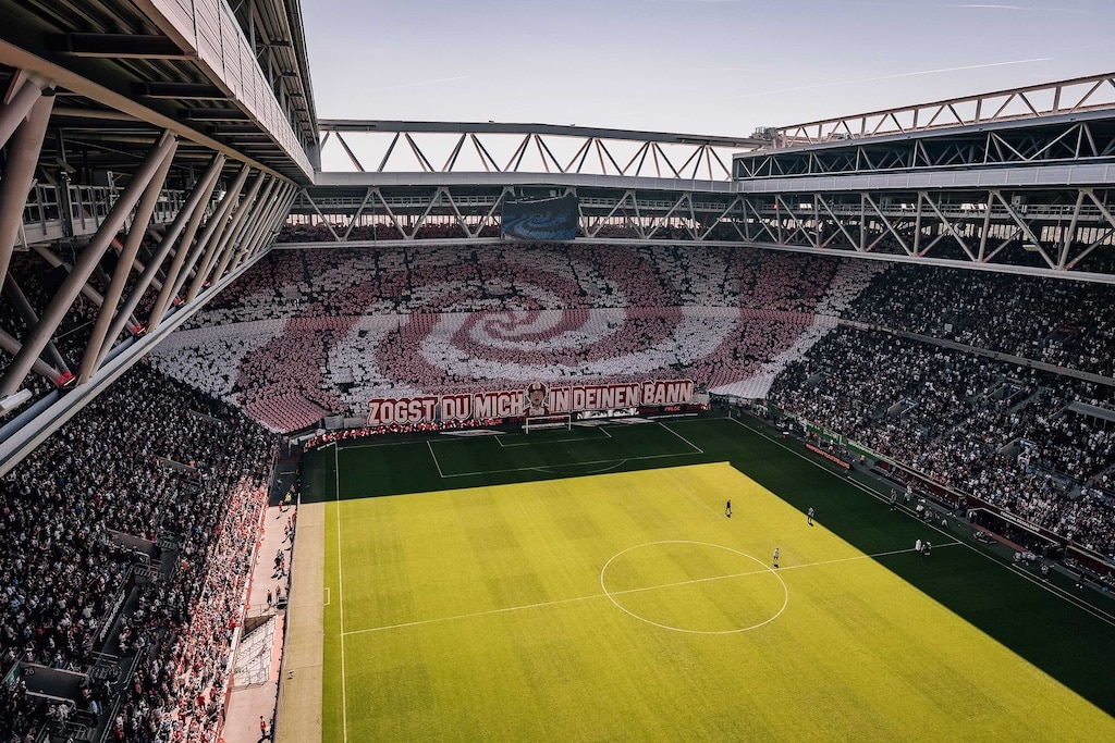 Blick ins Stadion © Torsten Schmidtkord