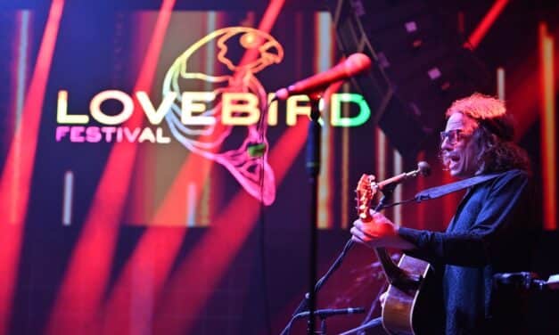 Lovebird Festival 2025 begeistert mit Musik, Vielfalt und vollem Haus