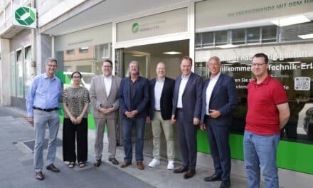 Neue Räumlichkeiten und neue Führung: OB Dr. Keller besucht die Umweltakademie