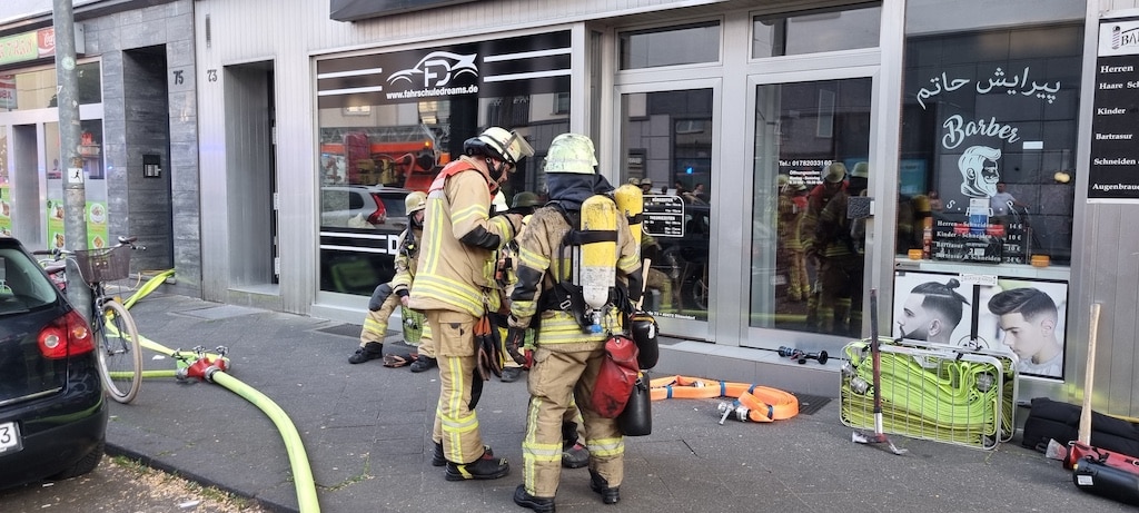 Kellerbrand in Mehrfamilienhaus, keine Verletzten © Patrick Schüller
