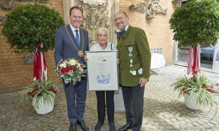 Auszeichnung für Schaustellerin Renate Wilmering