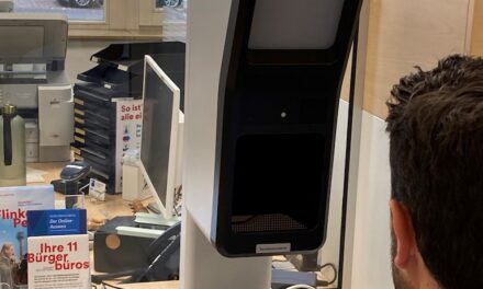Digitale Passbilder: Lichtbildterminals ab August in allen Bürgerbüros im Einsatz