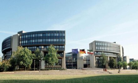 Landtag lädt zum Tag der offenen Tür ein –  75 Jahre Landesverfassung im Mittelpunkt