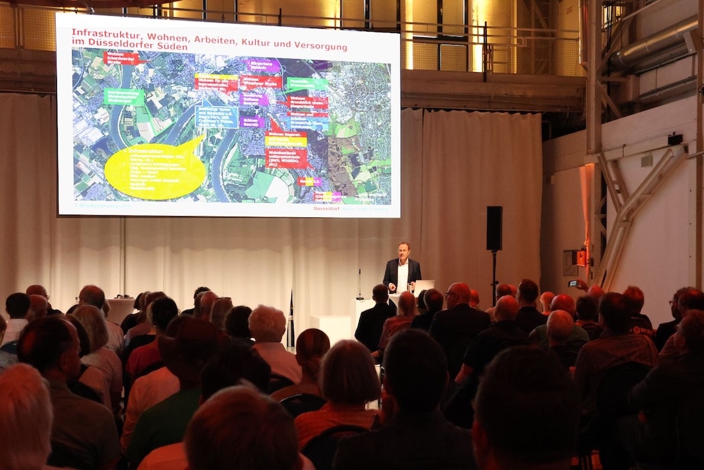 Großes Interesse bei Öffentlichkeitsveranstaltung zur Entwicklung am Reisholzer Hafen