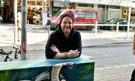 Farbenfroher Neustart in der Rethelstraße: Stromkästen im Zooviertel erhielten kreatives Make‑over