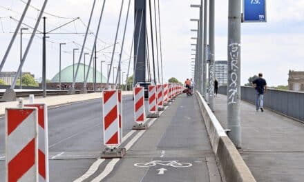 Startschuss für Geländererhöhung an der Oberkasseler Brücke – Arbeiten ab&nbsp;heute
